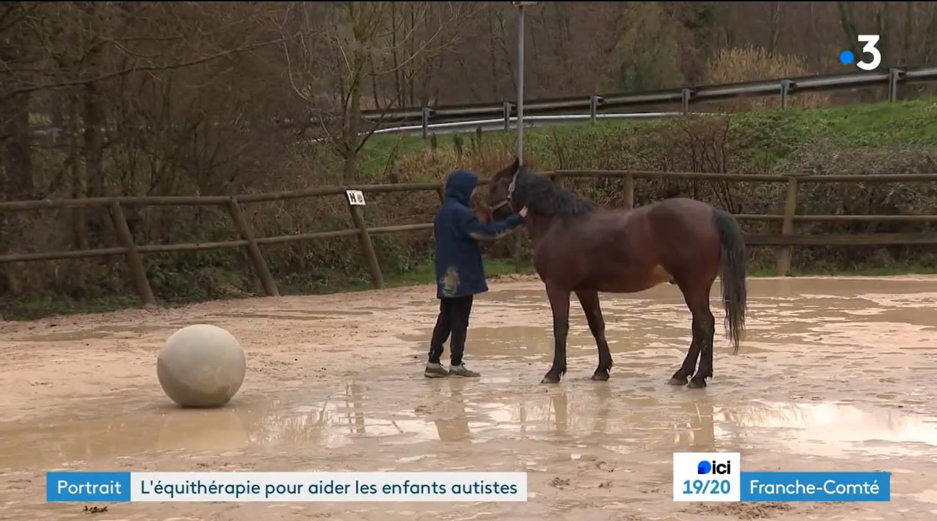 L'équithérapie pour aider les enfants autistes
